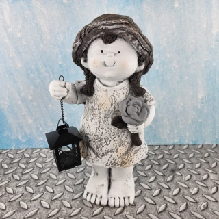 Figurka dítěte s lucerničkou- holka, 43 cm